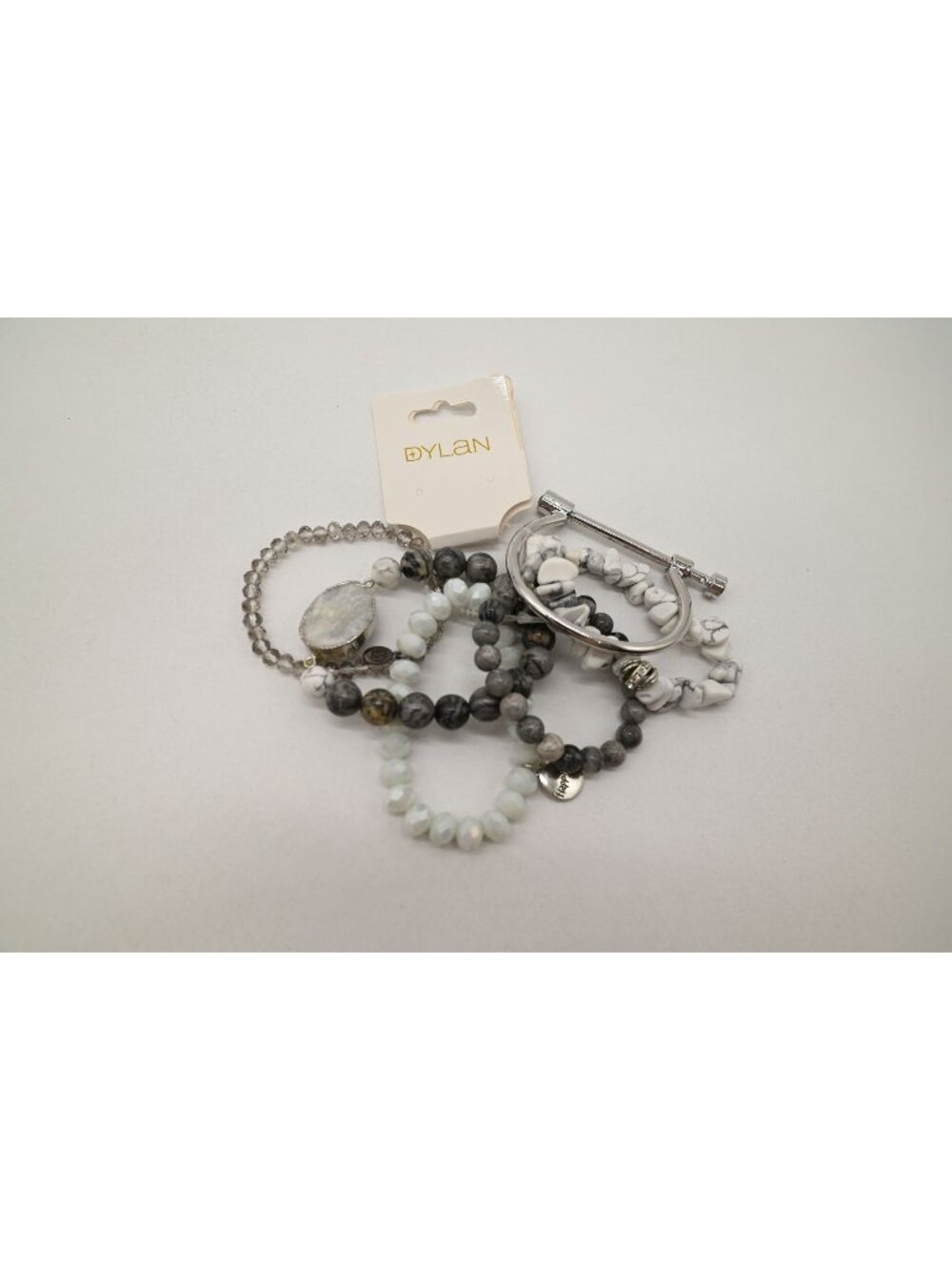 NWT Dylan Jewelry Aspen White Gray Silver Tone Bracelet Stack Stretch Beaded